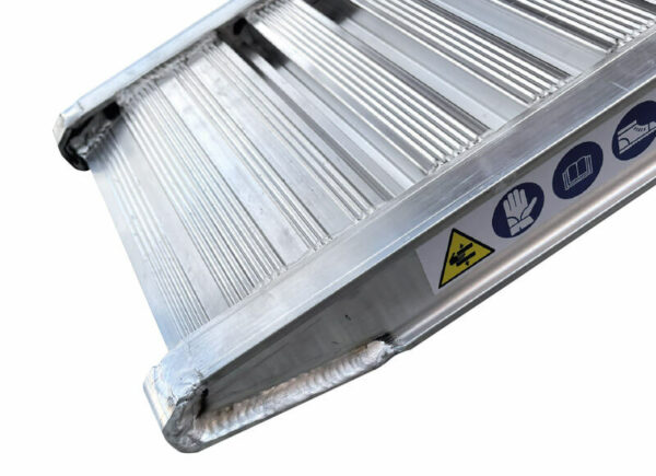 Paire de rampes de chargement M101 – Image 2
